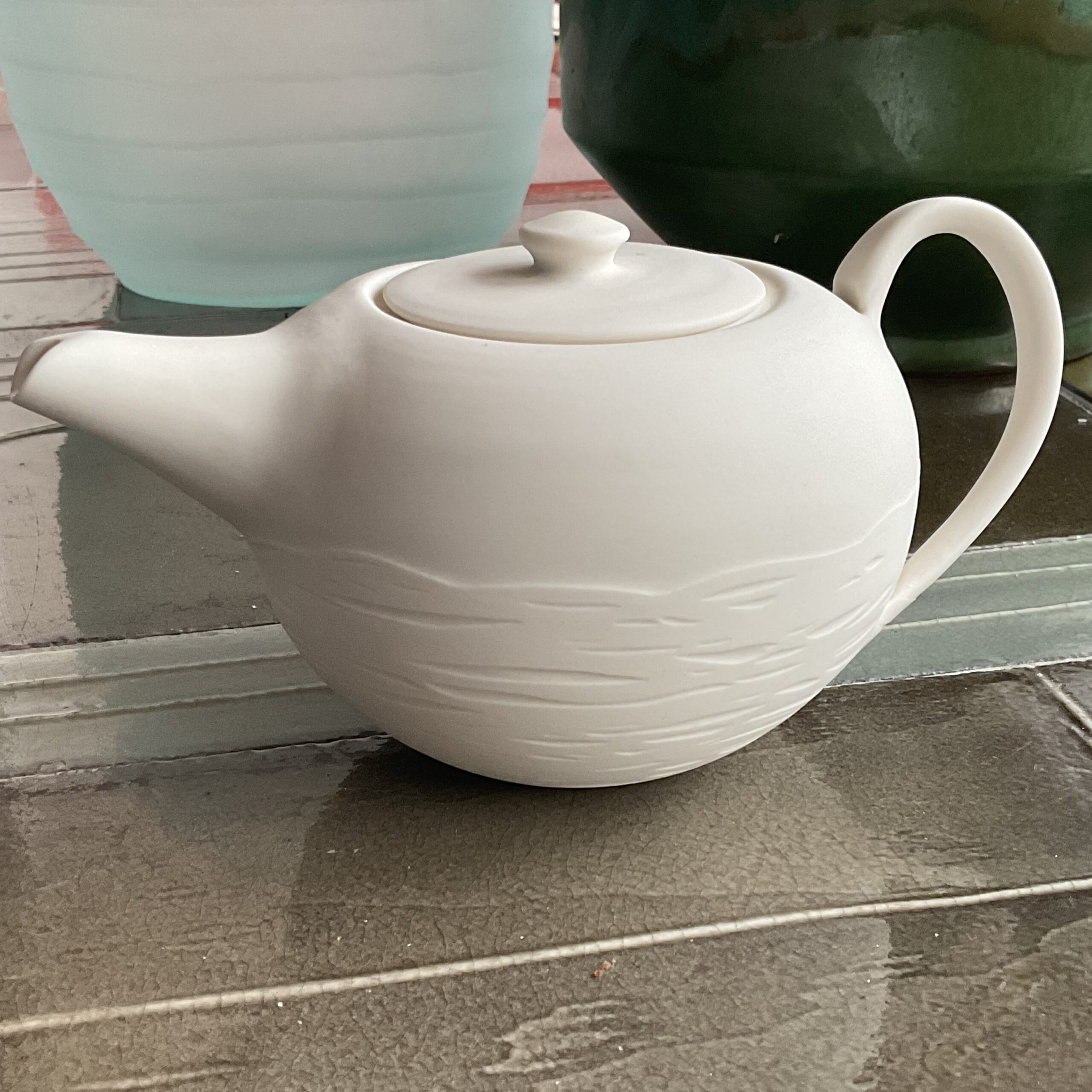 Théière en porcelaine blanche motif Graphik de Kaolin’e (Copie)